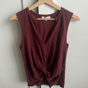 Truly madly deeply size M! Maroon super cute